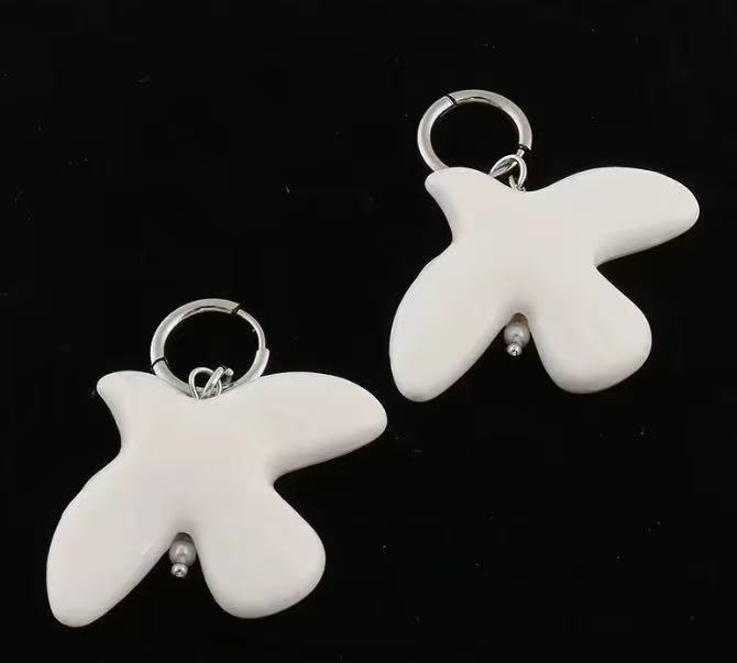 White Peace Dove Pendant Necklace for Women Vintage Metal Geometric Round Ear Hoop Jewelry Girls Gift