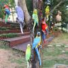 Parrot Tree Decoration: Cross-border Bird Model Resin Ornament for Courtyard