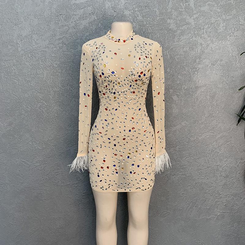 

Элегантное платье-сетка со стразами, облегающего кроя XL абрикосовый