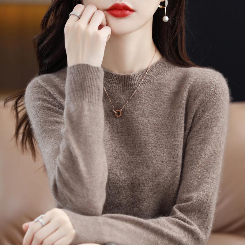 Women's Long Sleeve Round Neck Pullover: Stylish, Versatile, Light Knitwear for Autumn and Winter