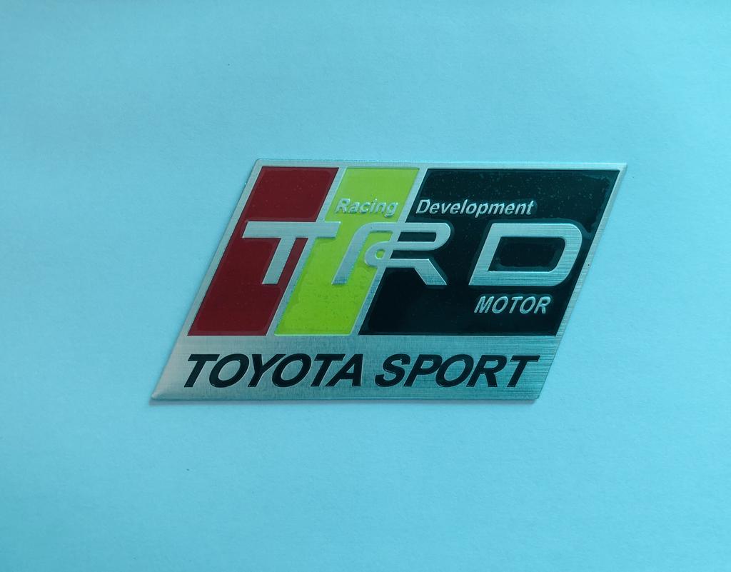 Aluminum Car Body Side Stickers Fender Trunk Decor Badge Decal For Toyota TRD Camry RAV4 Land Corolla Levin 86 Yaris Aygo Hilux