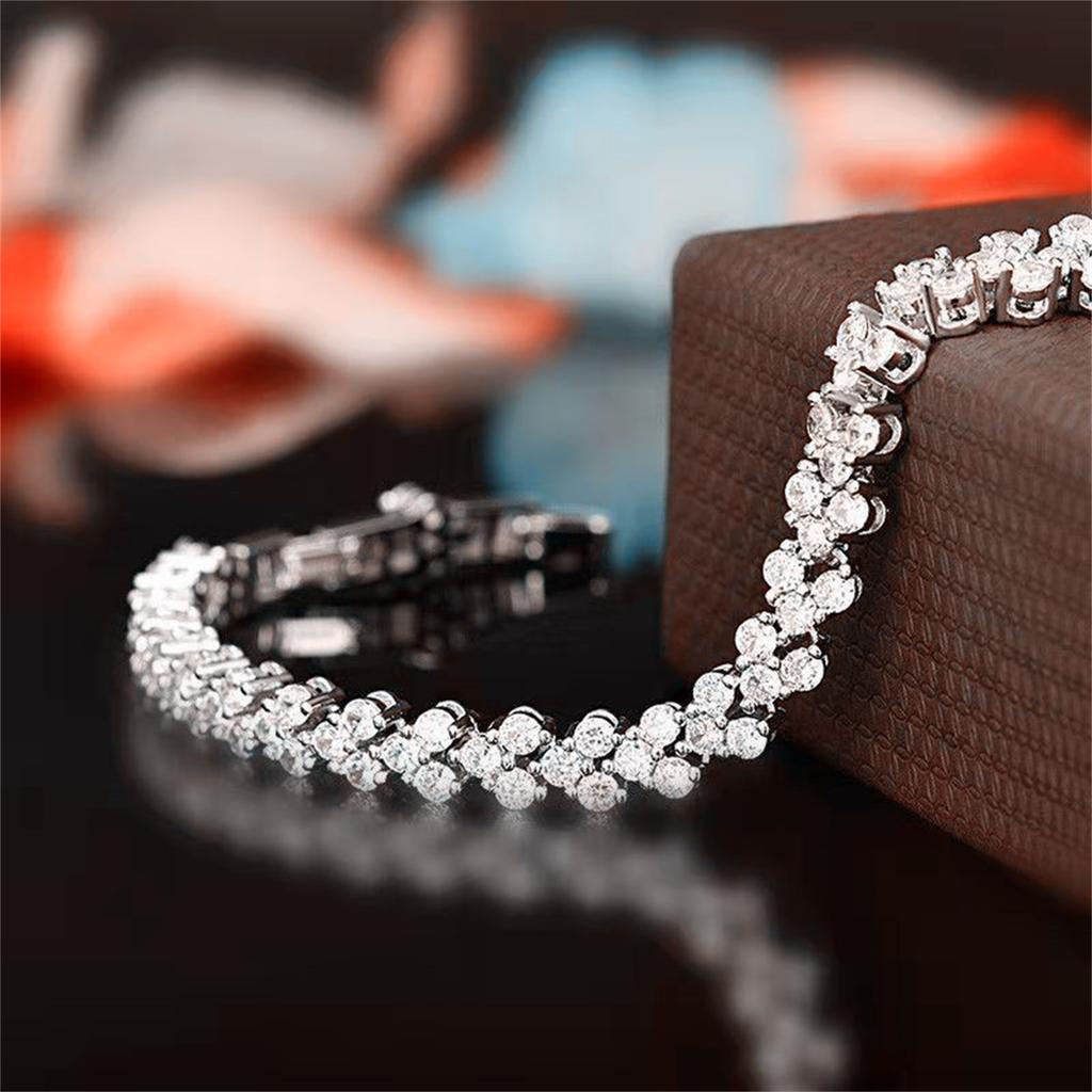 Vollbesetztes Diamantarmband