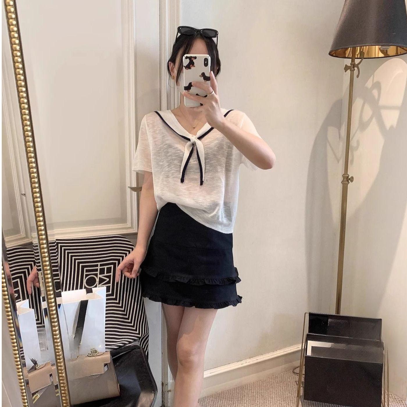 

Вязаная женская летняя модная футболка с коротким рукавом и темно-синим воротником, облегающая One size белый