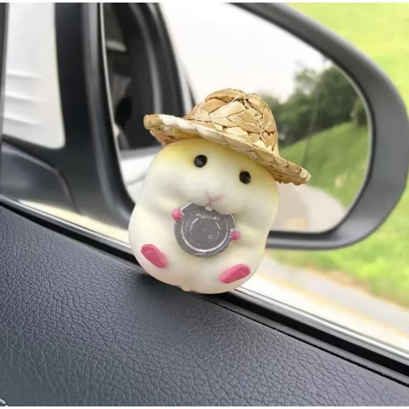 

Милый креативный хомяк в соломенной шляпе, украшение для автомобиля, аксессуар для приборной панели салона автомобиля, украшение для автомобиля, декоративный декор
