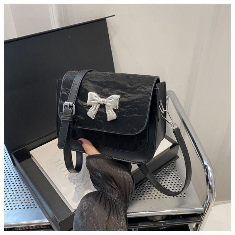 2025 Trendy Women's Versatile Crossbody Bow Bag – Chic, Compact, and Stylish