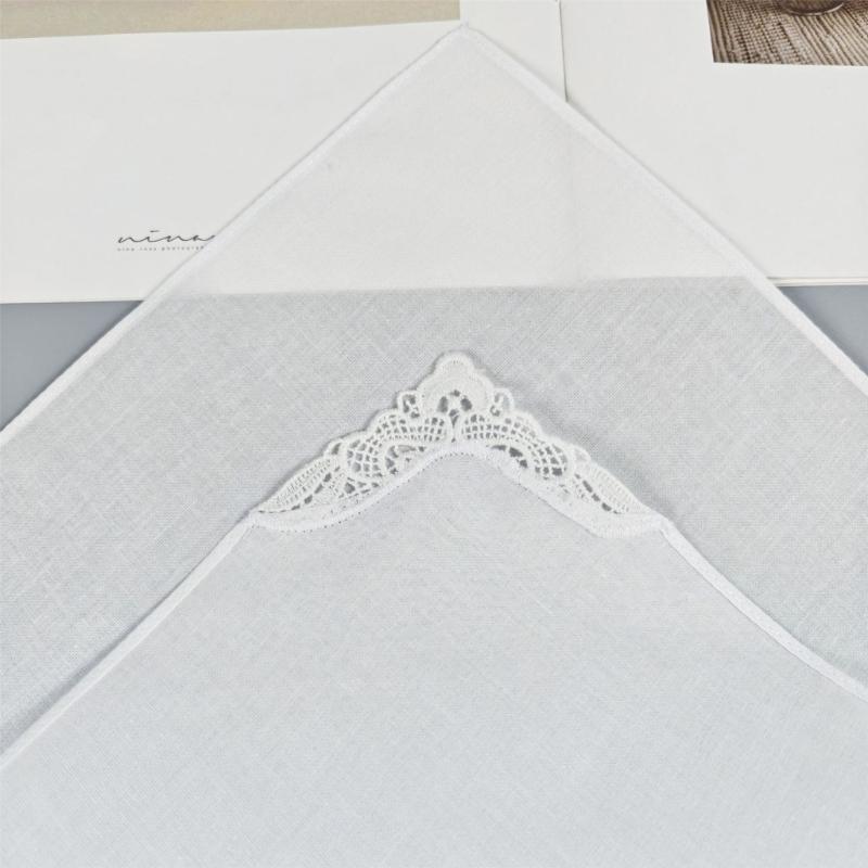 2Pcs French Lace Cotton Ladies Handkerchief with Lace Edge Handkerchiefs Breathable Ladies Hankies for Outdoor Commuting