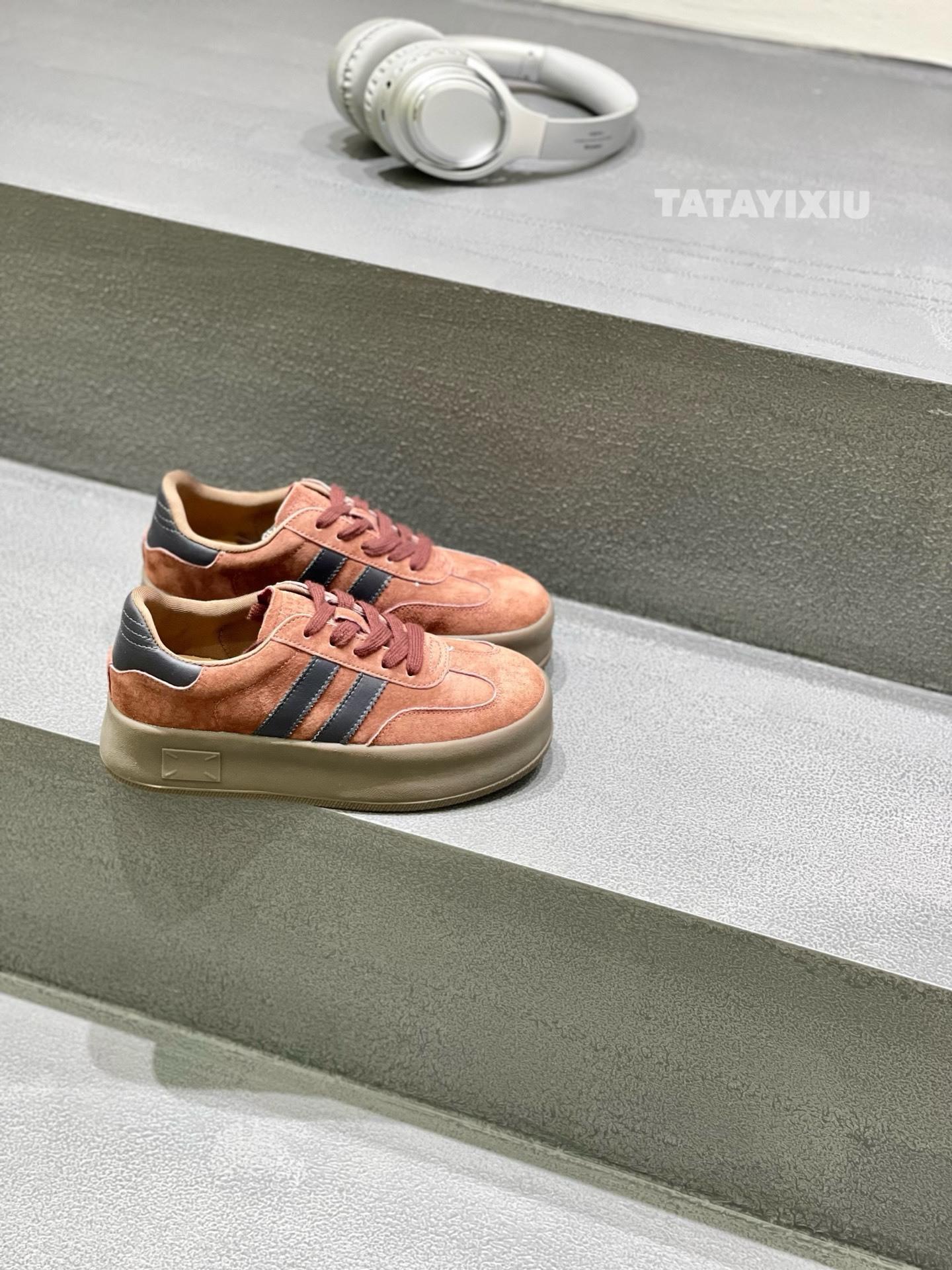 

Retro German training shoes women s 2025 autumn new leather versatile muffin thick sole heightening super fire sports casual board shoes 35