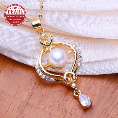 Collane di Gioielli con Perle d'Acqua Dolce Naturali per Donna Elegante Pendente a Fiore Color Oro Regalo di Compleanno
