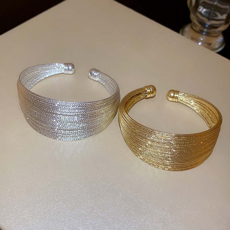 Przesadna Metalowa Wielowarstwowa Otwarta Bransoletka Mankietowa dla Kobiet Kolor Vintage Złoty Geometryczna Regulowana Bransoletka z Zawieszkami Biżuteria