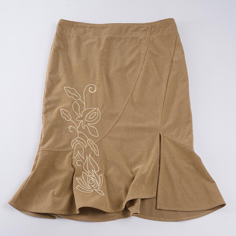 European Retro Embroidered Fishtail Skirt - Elegant, Slimming, Pure Color Design for Women