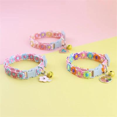 Fashion Rainbow Flower Cat Collar With Bell Kitten Puppy Necklace Adjustable Buckle Colorful Lace Kitten Collar Dog Accessories