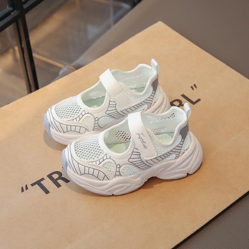 Girls Sandals Spring and Summer New Children's Shoes Soft Sole Fashion Sneakers Girls Casual Net Shoes Breathable