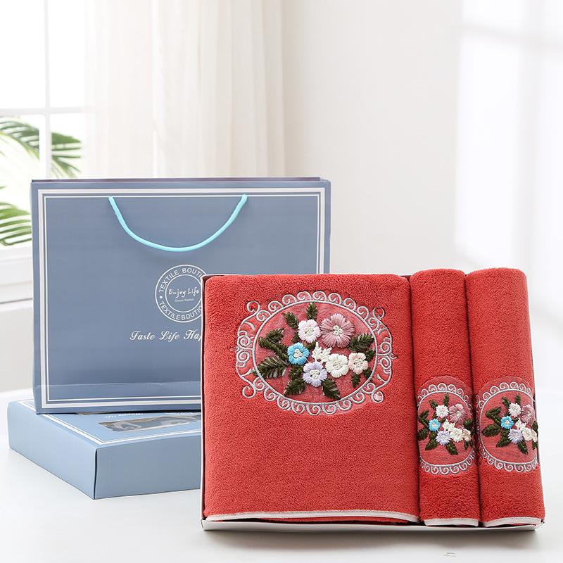 Wholesale Fashionable Two-piece Set of Fiber Absorbent Embroidered Towel Gift Box with Flower Towel Gift Box Bath Towel3pcs