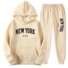 Męski casualowy zestaw dresowy z nadrukiem