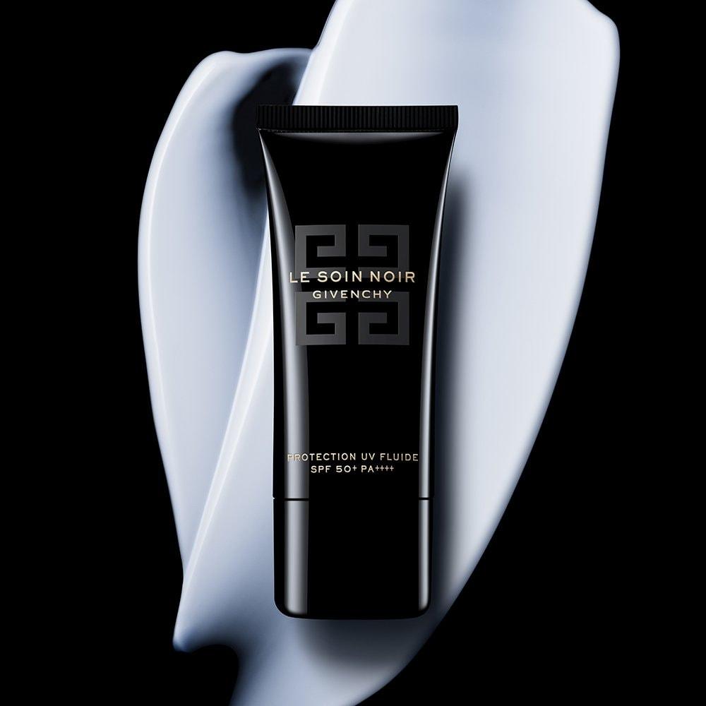 

Le Swan Noir Protection UV Fluid 30ML (Sunscreen SPF50+ PA++++)