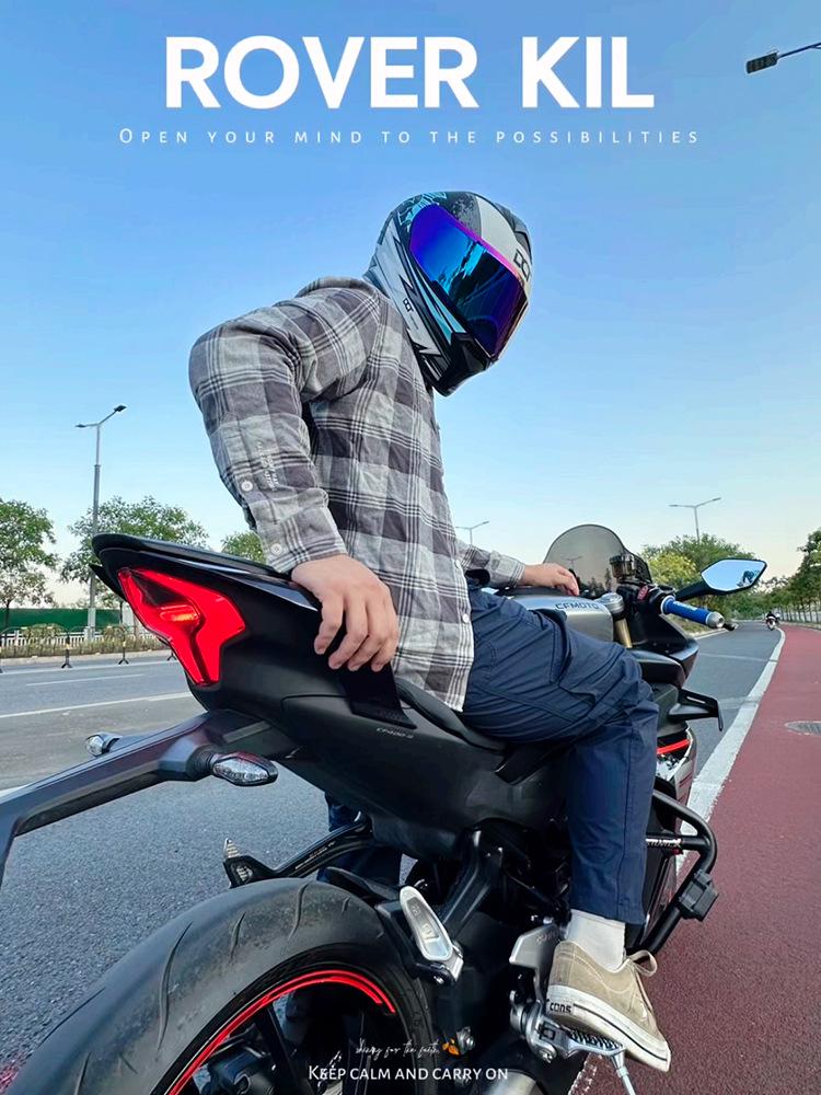 In-Stock Full-Face Double Lens Motorcycle Helmet - Retro Design for Men & Women, Ideal for Street Bikes & Scooters