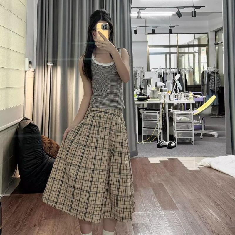 Women's Summer Plaid High-Waist A-Line Midi Skirt - College Preppy Style Versatile Checkered Trendy Skirt
