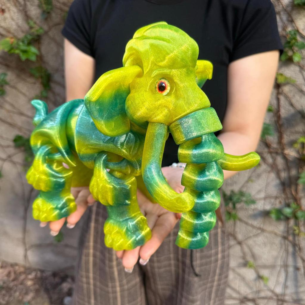 3D Printed Movable Mammoth Elephant Model – Creative Desktop Toy Ornament