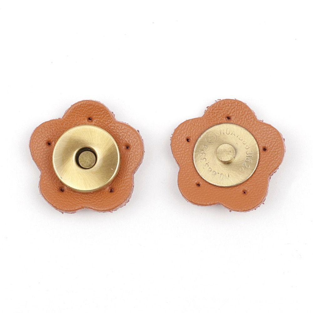 

Fashion Plum Blossom Shaped Bag Magnetic Buckle Handmade Genuine Leather Card Pack Buckle DIY Wallet Hasp Buckle Bag Accessories коричневий