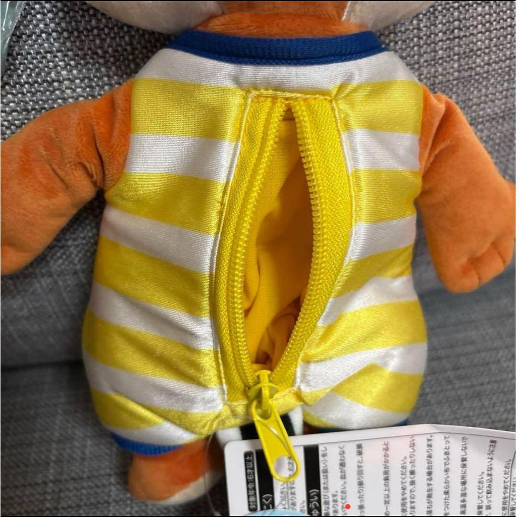 Used Disney Resort Swiss Summer Chip Dale Plush Shoulder Pouch