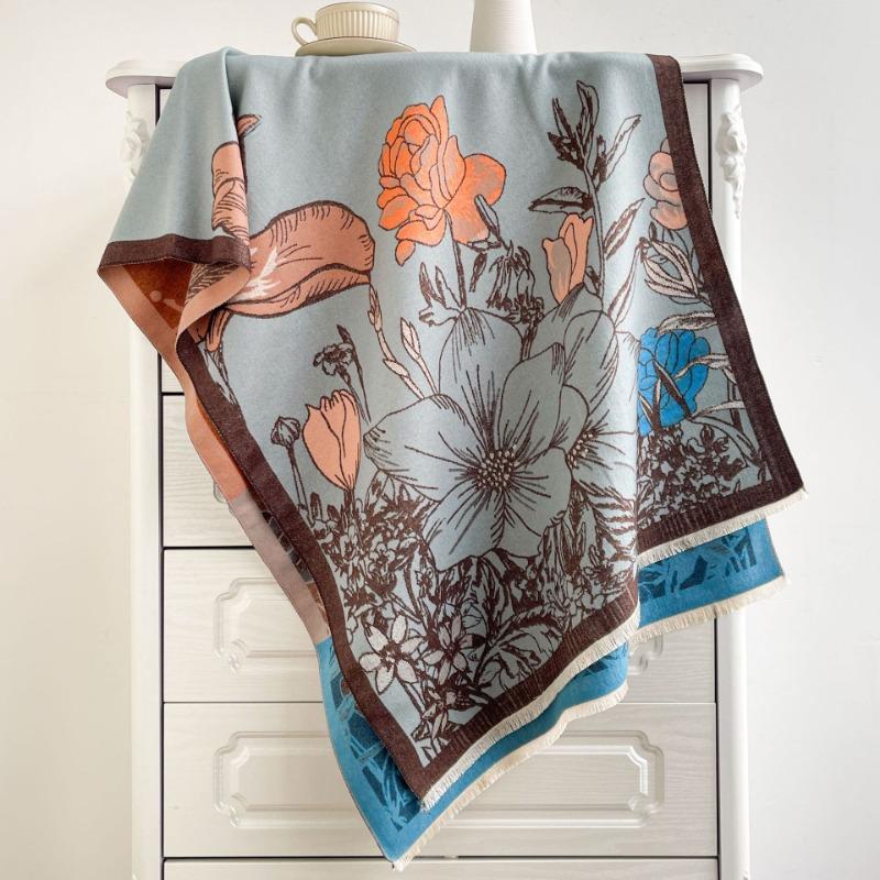 Double-sided contrasting color flower scarf women's high-end sense autumn and winter new printed warm thickened long shawl