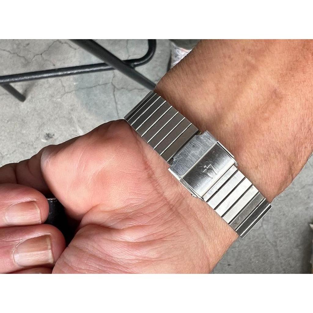 Used Bulova quartz watch silver vintage
