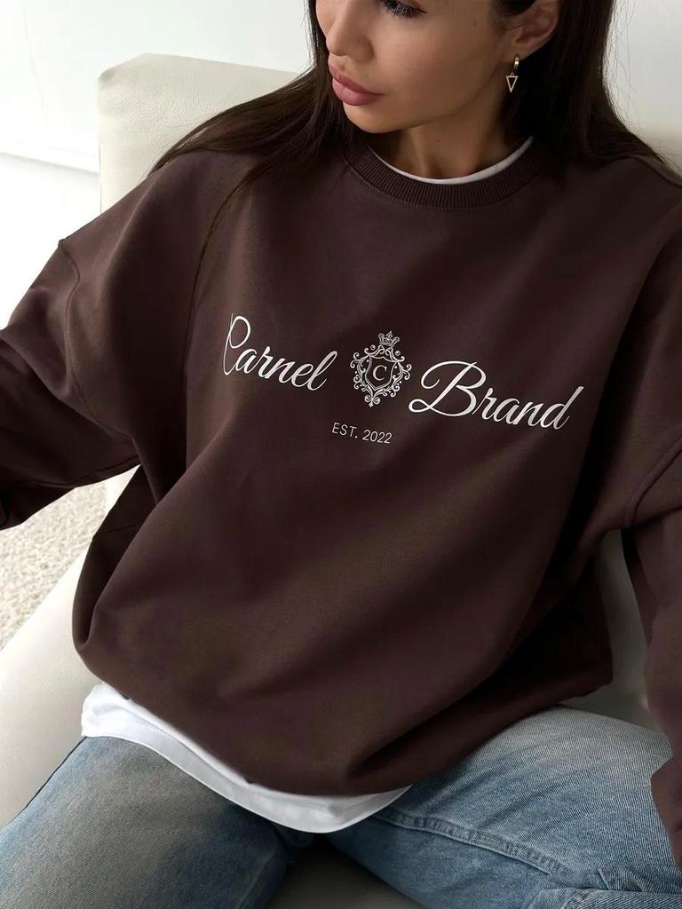 Women's Oversized Letter Print Fleece Sweatshirt - Stylish and Cozy Design