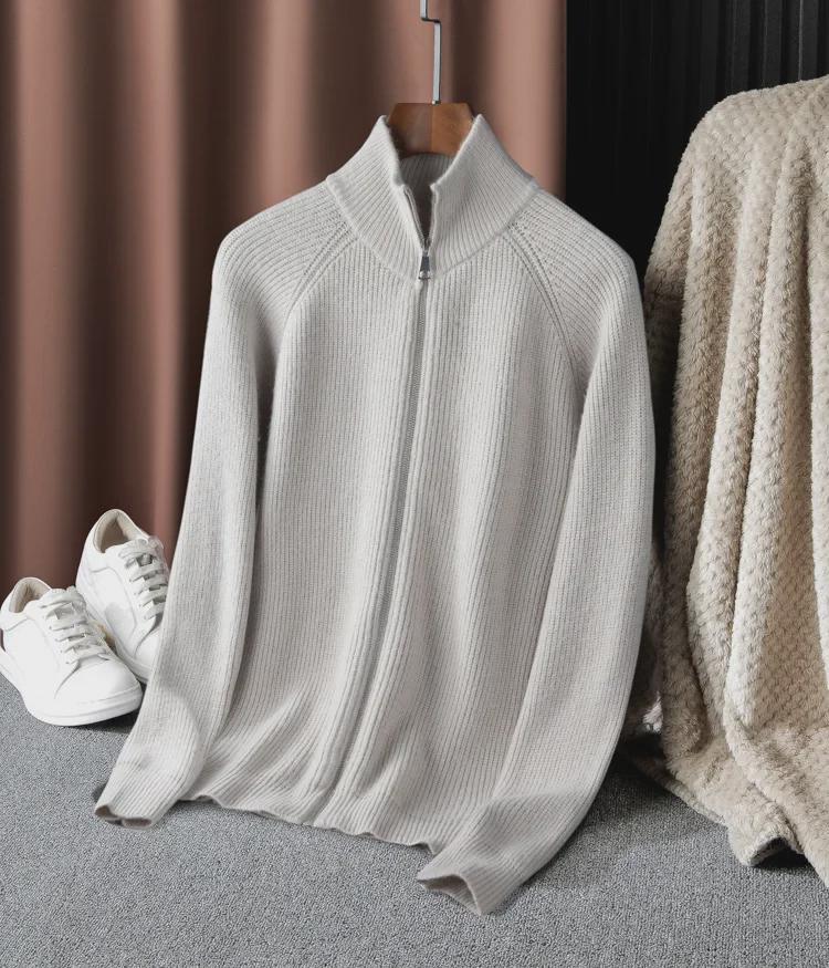 Cardigan tricotat pentru bărbați de toamnă cu guler stand și croială slim fit - Stil coreean