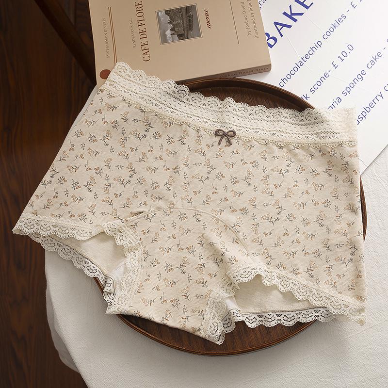 

Жіночі ретро-боксерки з квітковим принтом, середньої посадки, з бавовняною антибактеріальною ластовицею XL (55-70 kg)