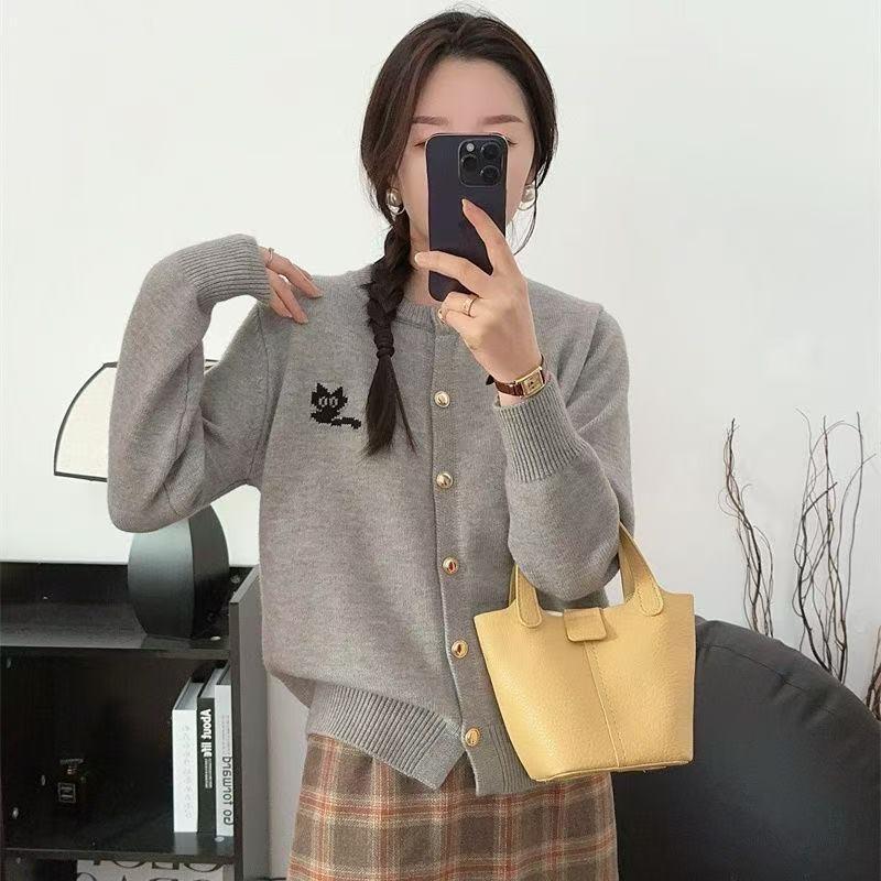 

Кардиган женский осенне-зимний, новый универсальный, уменьшающий возраст, вязаный жакет женский на весну и осень XL серый