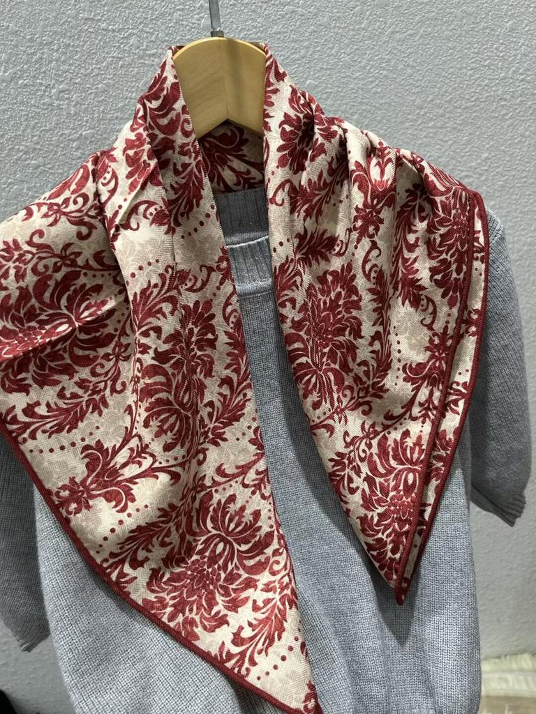 Double-Sided Silk Wool Scarf Women'S Autumn And Winter Silk Wool 70 Square Scarf Warm Dual-Purpose Women'S Versatile Temperament Air Conditioner Neck