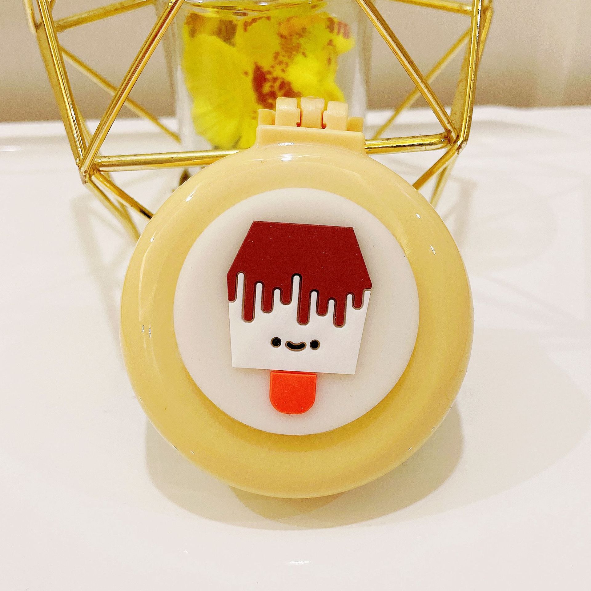 

Расческа для волос небольшого размера со складным зеркалом, портативная массажная щетка для женщин и девочек, инструменты для укладки 07