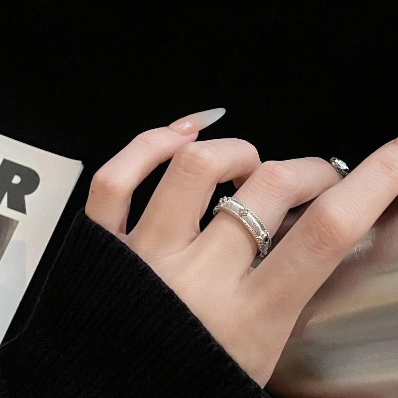 The Same Plain Ring Brushed Zir*****Pen Ring, Women'S Niche High-End Moonstone Ring.