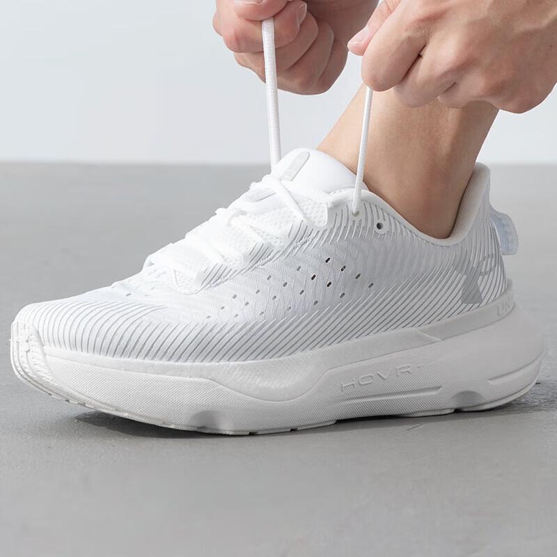Under Armour Men s Lightweight Cushioned Running Shoes EU 43