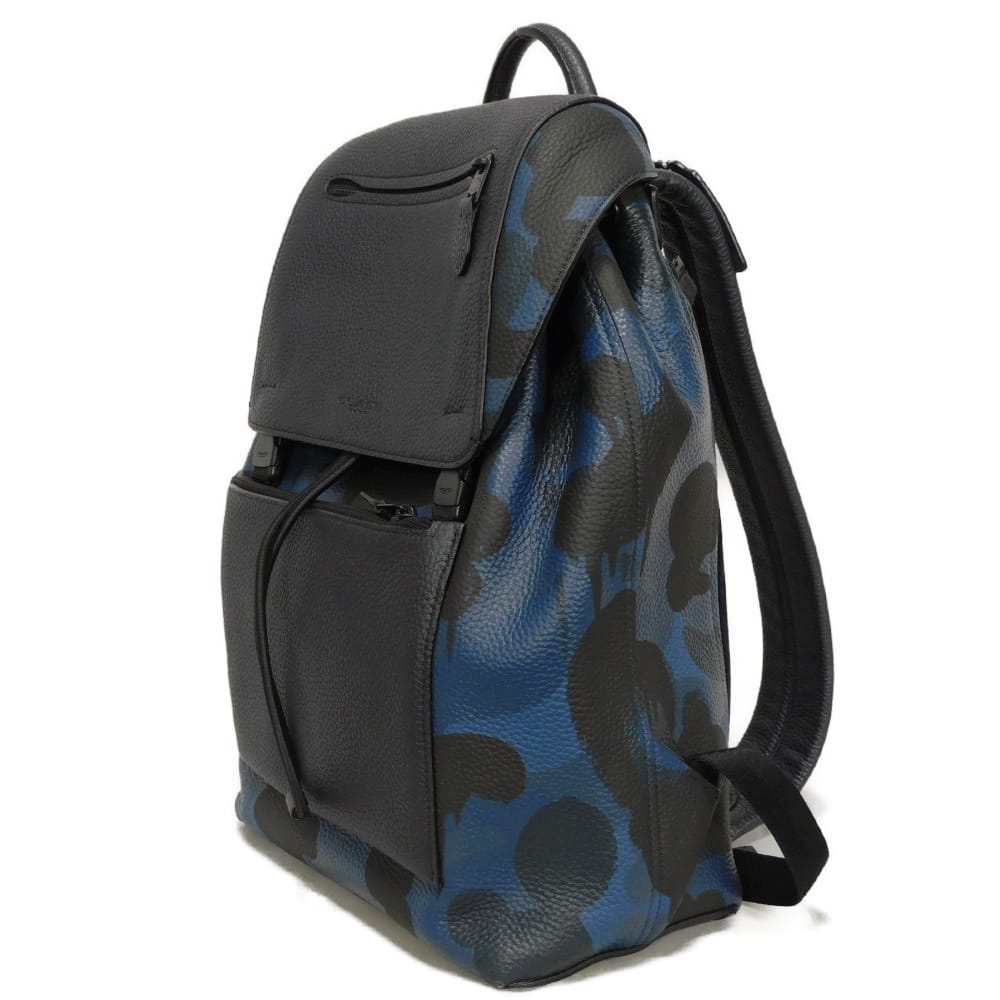 Used Manhattan Printed Daypack 9726 (72056, 7927) in Navy Camouflage with Embossed Logo Blue for Men from Japan
