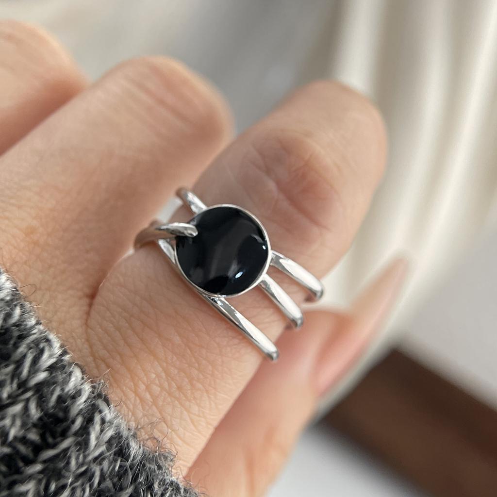 925 Sterling Silver Rings for Women Couple Minimalist Handmade Simple Black Stone Ring Fine Jewelry Gift Prevent Allergy