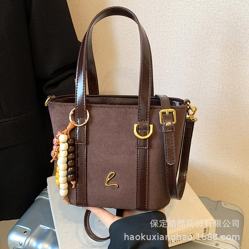 Premium sense retro portable small bag women's 2025 autumn and winter new leopard print commuter shoulder bag fashion messenger bag