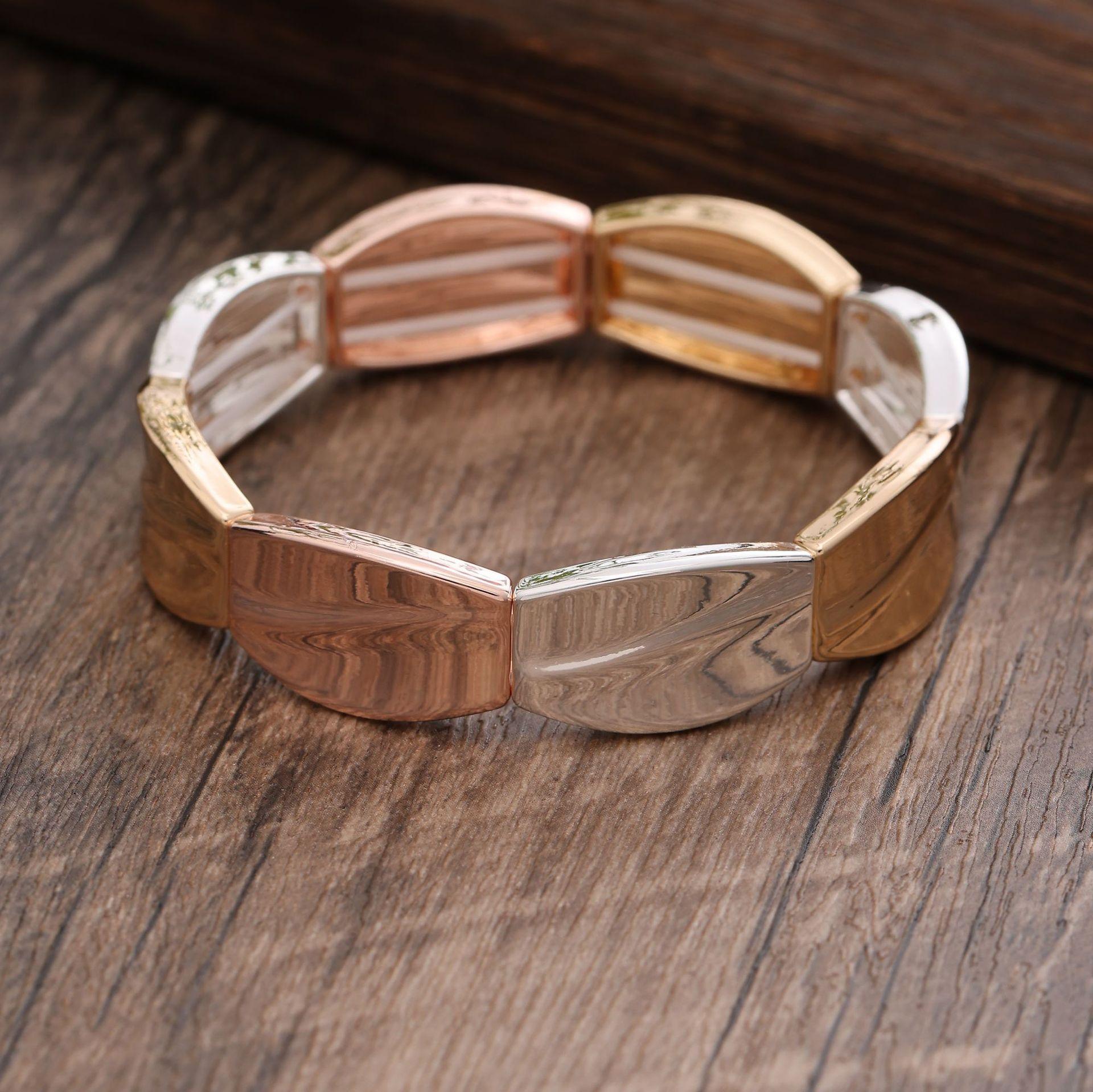 

Трехцветный неправильной формы экологичный сплав, эластичный браслет, модный мужской и женский универсальный браслет Elastic adjustable