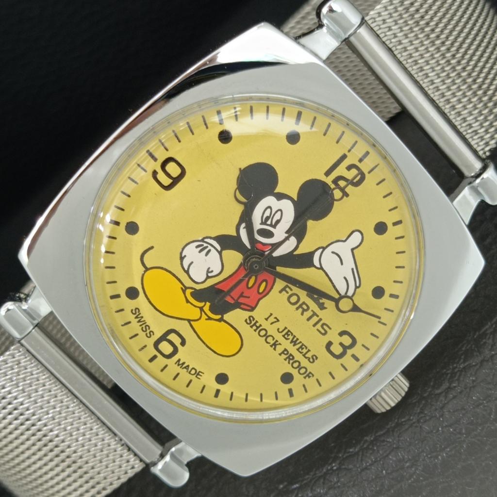 

VINTAGE HAND-WINDING SWISS MENS REFURBISHED YELLOW COLOR DIAL WATCH a707311-1