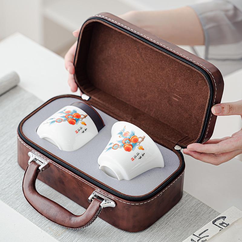 Hochwertiges Speckstein-Jade-Weißporzellan Tragbares Reise-Teeservice Kleines Set Outdoor Kung Fu Deckelschale Express-Kunde Tasse Eine Kanne Drei Tassen