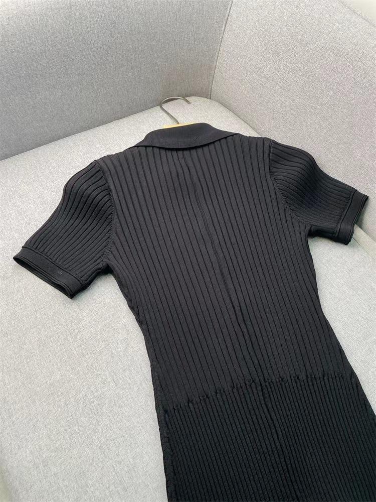 Elegant French-Style Short-Sleeve Knit Dress with Lapel & Waist Detailing, Summer 2024