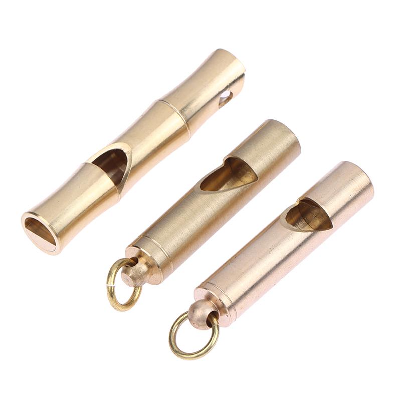 Kluczówka z mosiężnym gwizdkiem Wisiorek Outdoorowy Survivalowy Przenośny Jednorurowy Wybuchowy Wysokiej Częstotliwości Wysokotonowy Gwizdek