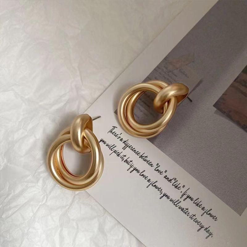 Summer Minimalist Round Metal Geometric Design Stud Earrings for Women, Simple Casual Vintage Dainty Jewelry for Women