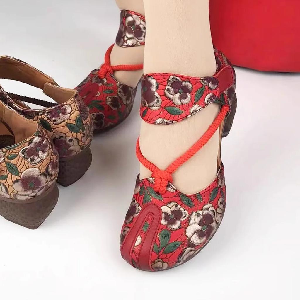 Fashion Ethnic Style Hollow Leather Sandals 2025 Medium Thick Soft Leather Printed Bun Breathable Comfortable Mother Shoes