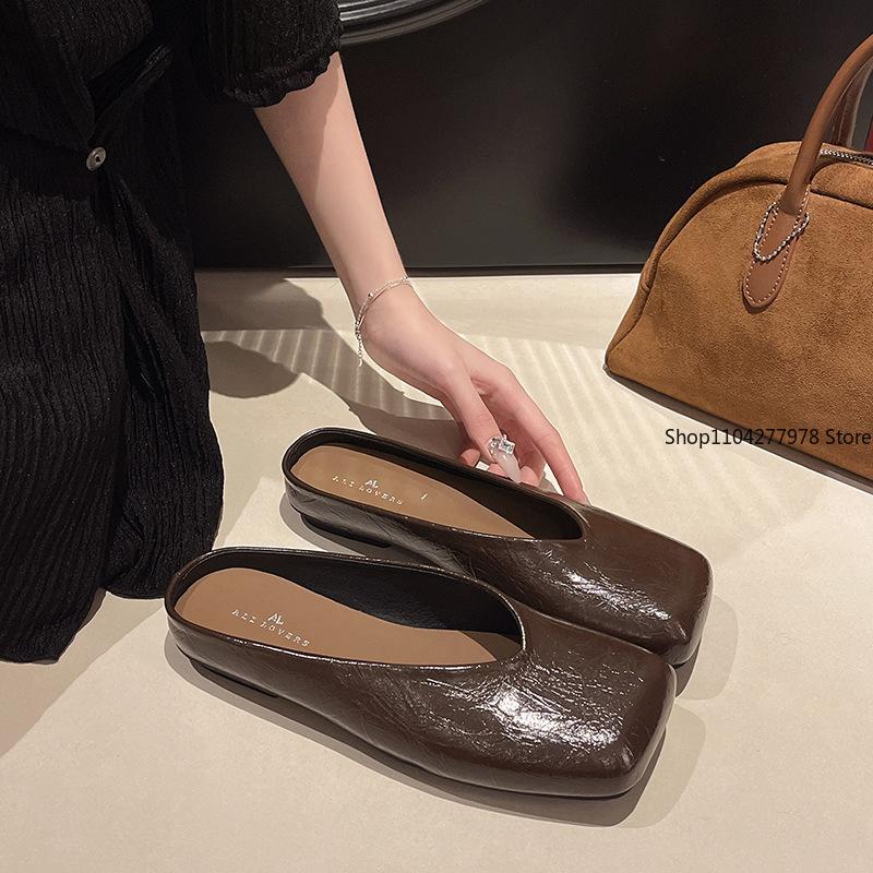 Fashion Korean Thick Heel Cool Slippers for Women 2025 Spring New Comfortable Soft Bottom Foot Cover Bag Head and Half Drag Women Flats