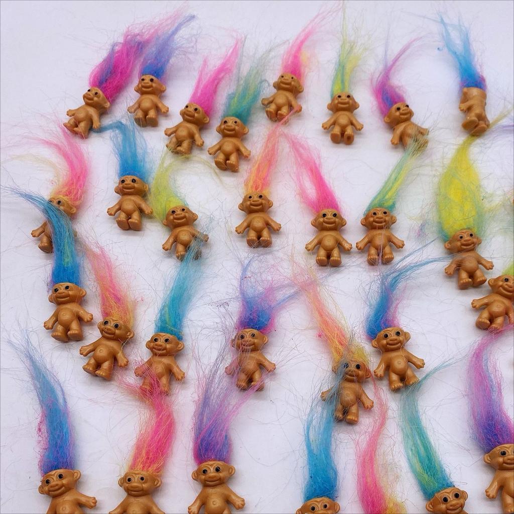 בובות טרול, דמויות טרולים קלאסיות (מזל), אוסף 'יצורים קטנים מקסימים וצבעוניים', מתנות למסיבה, חג המולד, ליל כל הקדושים