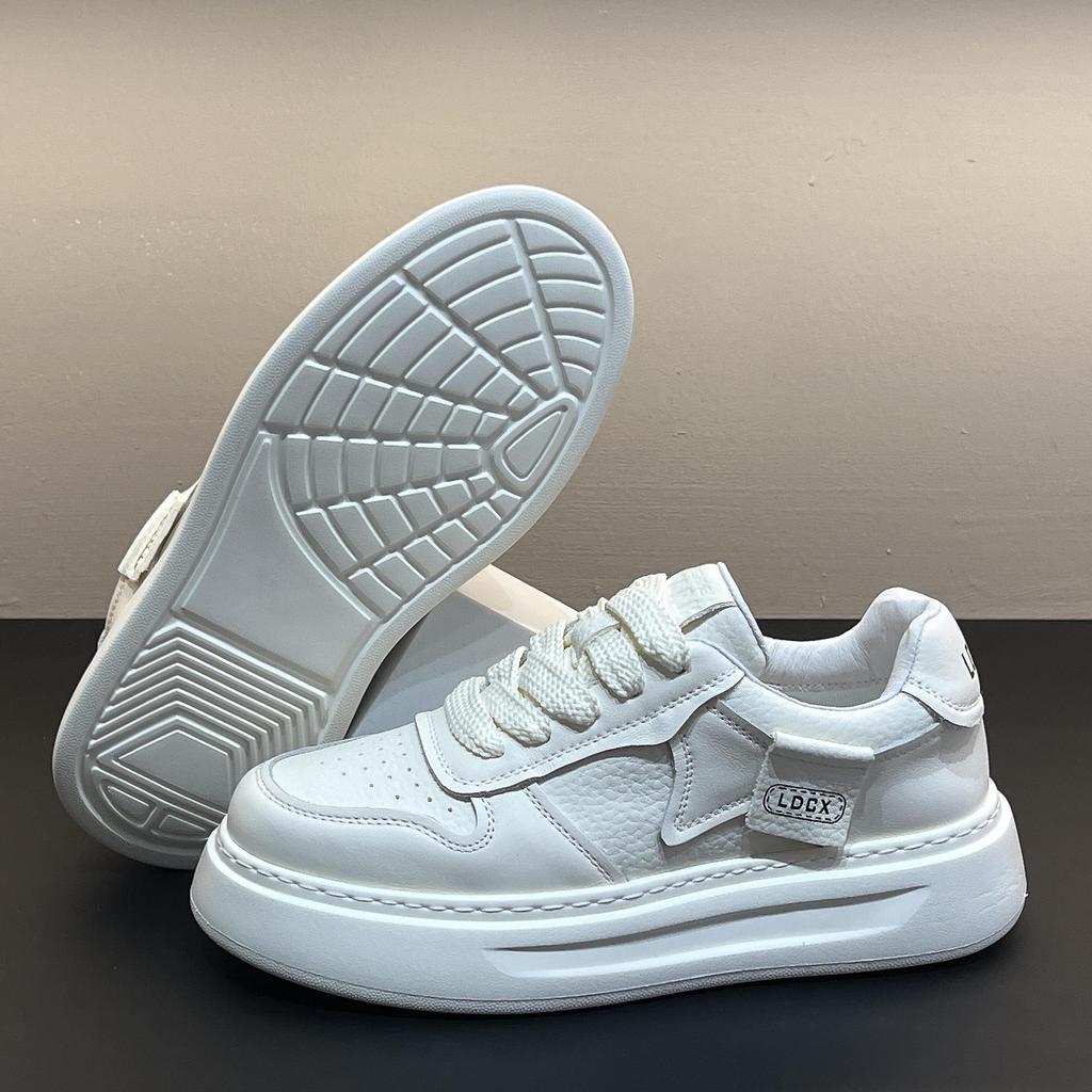 Autumn 2025 Men's Genuine Leather White Sneakers: British Style, Thick Sole, Casual, High-End Fashion