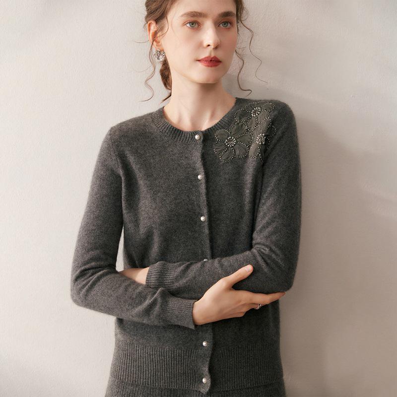 2025 Cashmere Women's Round Neck Cardigan - Pearl Flower Jacquard Design