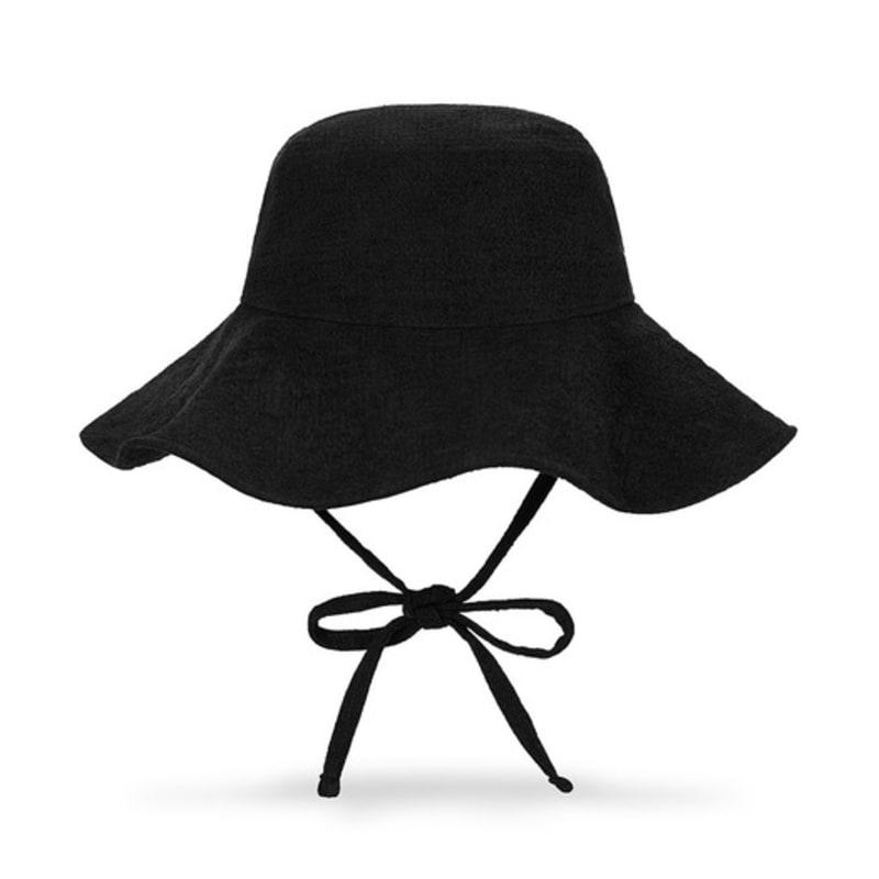 VARZAR VA Curved Studded Big Visor Bucket Hat Black