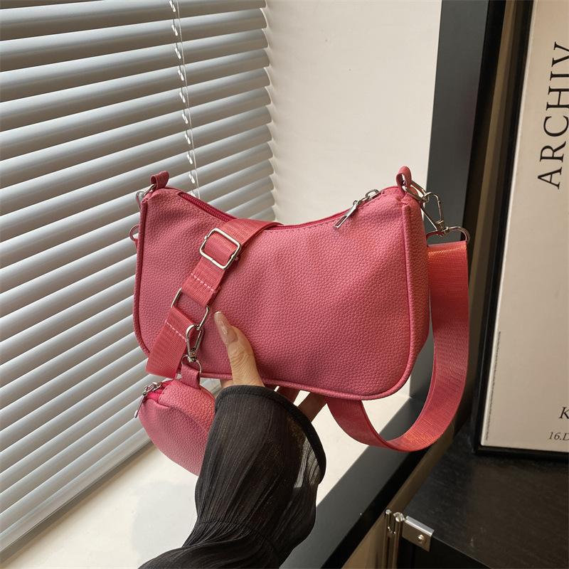 Bag Women's 2025 Summer New Fashion Korean Version Simple Messenger Bag Casual Bag Shoulder Bag Underarm Small Square Bag